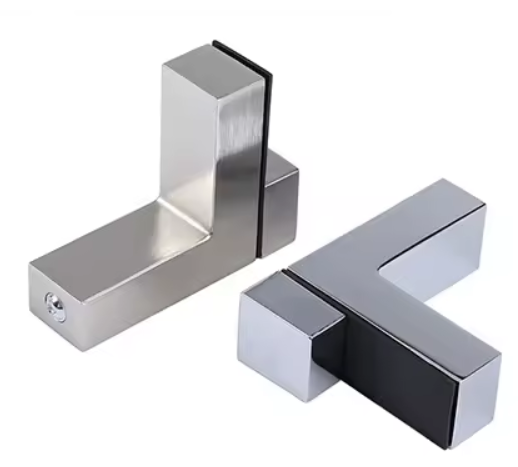 Furniture hardware